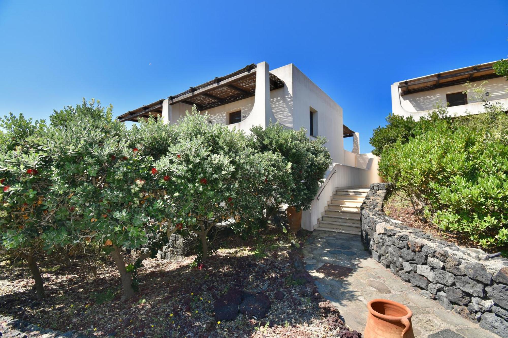 Kuddie Rosse Eco-Friendly Residence Madonna Delle Grazie Luaran gambar